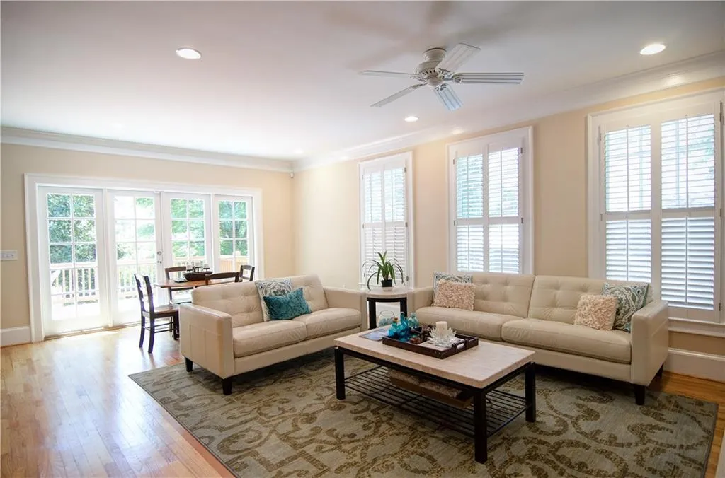 317 Delmont Drive Ne, Atlanta, Georgia 30305, 5 Bedrooms Bedrooms, ,4 BathroomsBathrooms,Residential,Sold,317 Delmont Drive Ne,5696941