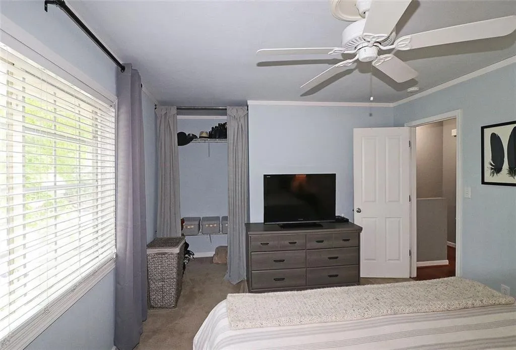 6940 Roswell Road Unit 16b, Atlanta, Georgia 30328, 2 Bedrooms Bedrooms, ,1 BathroomBathrooms,Residential,Sold,6940 Roswell Road Unit 16b,6882041