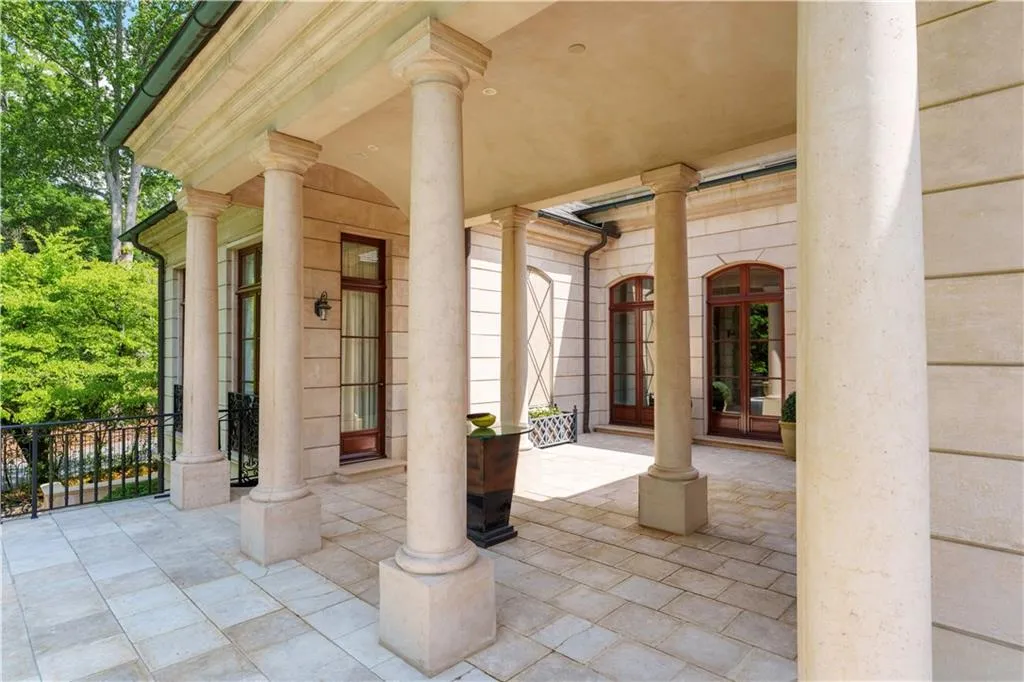 225 W Paces Ferry Road Nw, Atlanta, Georgia 30305, 5 Bedrooms Bedrooms, 0 ,5 BathroomsBathrooms,Residential,For Sale,225 W Paces Ferry Road Nw,7753157