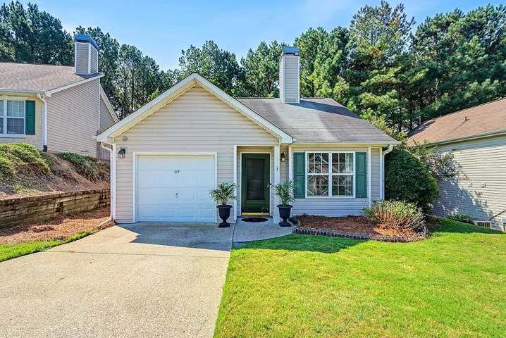 217 Parkridge Drive, Woodstock, Georgia 30189