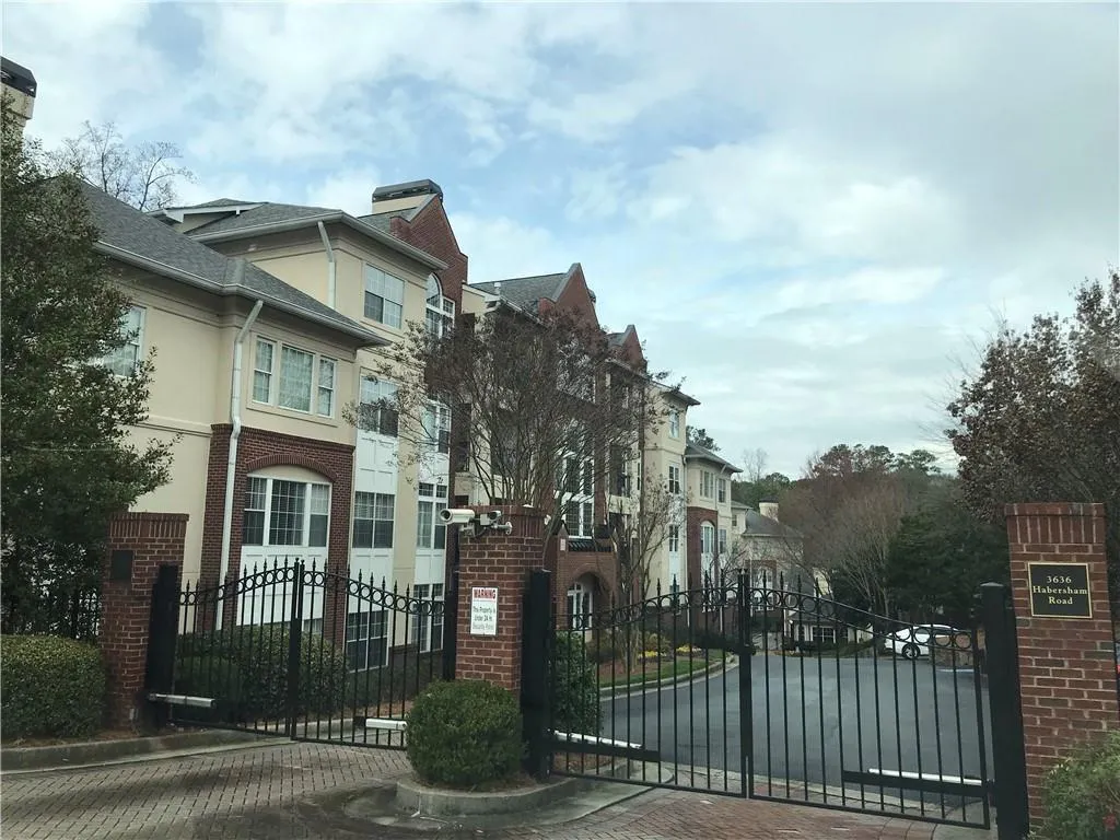 3636 Habersham Road Nw Unit 1208, Atlanta, Georgia 30305, 2 Bedrooms Bedrooms, ,2 BathroomsBathrooms,Residential,Sold,3636 Habersham Road Nw Unit 1208,6519233 3636 Habersham Road Nw Unit 1208, Atlanta, Georgia 30305, 2 Bedrooms Bedrooms, ,2 BathroomsBathrooms,Residential,Sold,3636 Habersham Road Nw Unit 1208,6519233