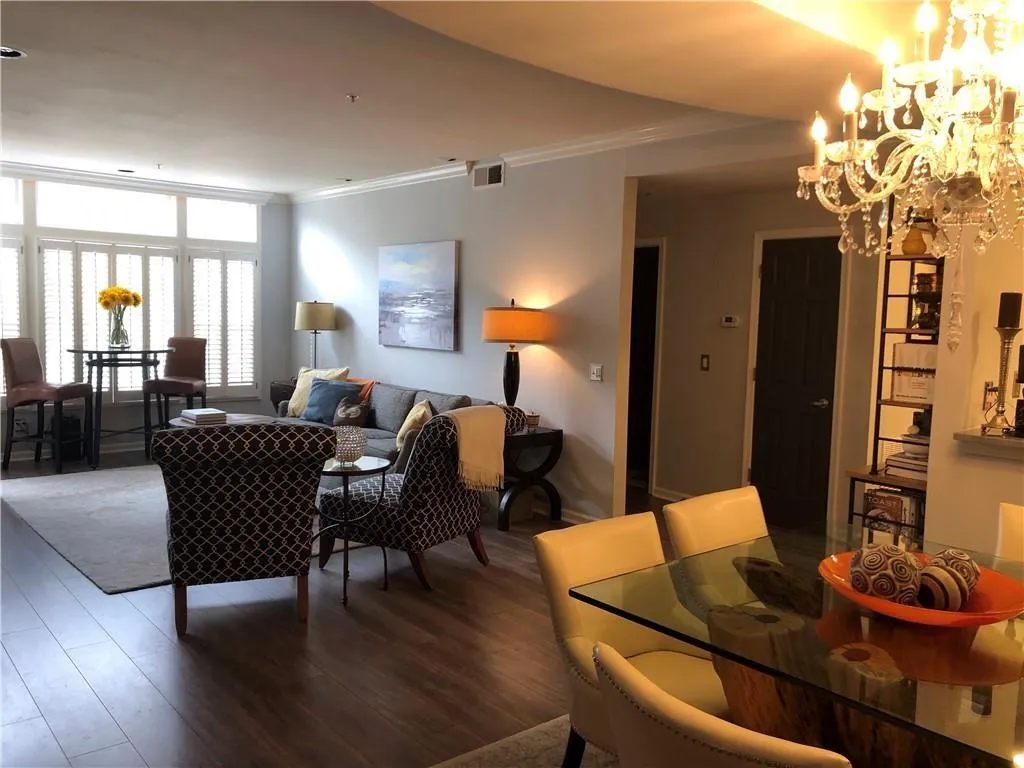 3636 Habersham Road Nw Unit 1208, Atlanta, Georgia 30305, 2 Bedrooms Bedrooms, ,2 BathroomsBathrooms,Residential,Sold,3636 Habersham Road Nw Unit 1208,6519233