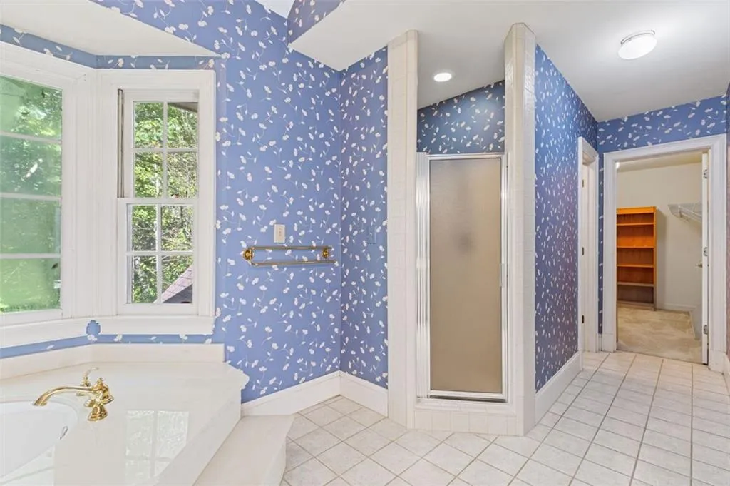 325 Fauna Court, Sandy Springs, Georgia 30350, 5 Bedrooms Bedrooms, ,5 BathroomsBathrooms,Residential,Sold,325 Fauna Court,7471152