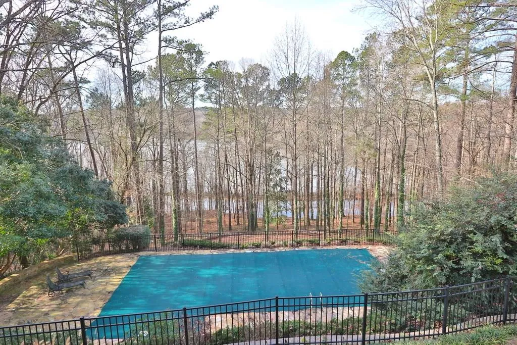 8930 Ridgemont Drive, Sandy Springs, Georgia 30350, 6 Bedrooms Bedrooms, ,4 BathroomsBathrooms,Residential,Sold,8930 Ridgemont Drive,6101528