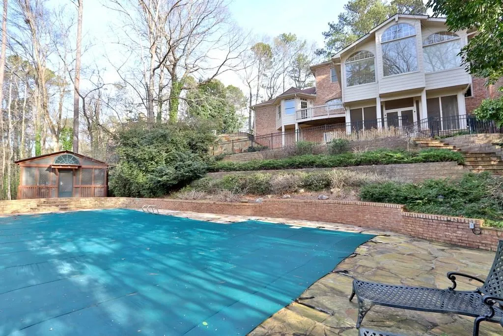 8930 Ridgemont Drive, Sandy Springs, Georgia 30350, 6 Bedrooms Bedrooms, ,4 BathroomsBathrooms,Residential,Sold,8930 Ridgemont Drive,6101528