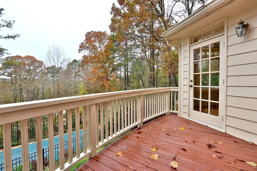 8930 Ridgemont Drive, Sandy Springs, Georgia 30350, 6 Bedrooms Bedrooms, ,4 BathroomsBathrooms,Residential,Sold,8930 Ridgemont Drive,6101528