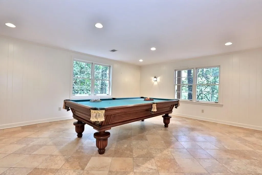 8930 Ridgemont Drive, Sandy Springs, Georgia 30350, 6 Bedrooms Bedrooms, ,4 BathroomsBathrooms,Residential,Sold,8930 Ridgemont Drive,6101528