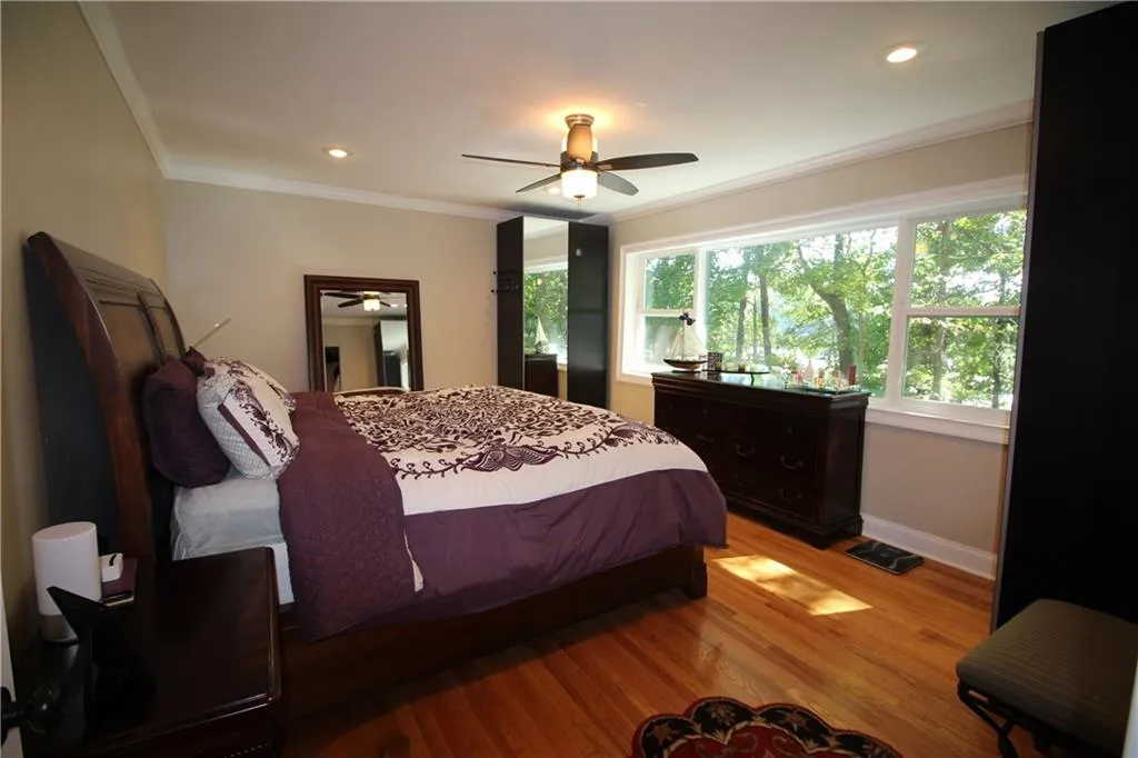 605 Dalrymple Road, Sandy Springs, Georgia 30328, 6 Bedrooms Bedrooms, ,3 BathroomsBathrooms,Residential,Sold,605 Dalrymple Road,5988662