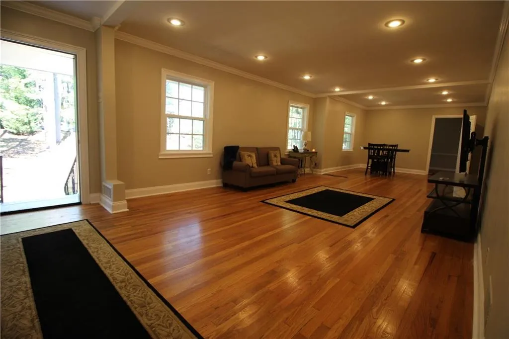 605 Dalrymple Road, Sandy Springs, Georgia 30328, 6 Bedrooms Bedrooms, ,3 BathroomsBathrooms,Residential,Sold,605 Dalrymple Road,5988662