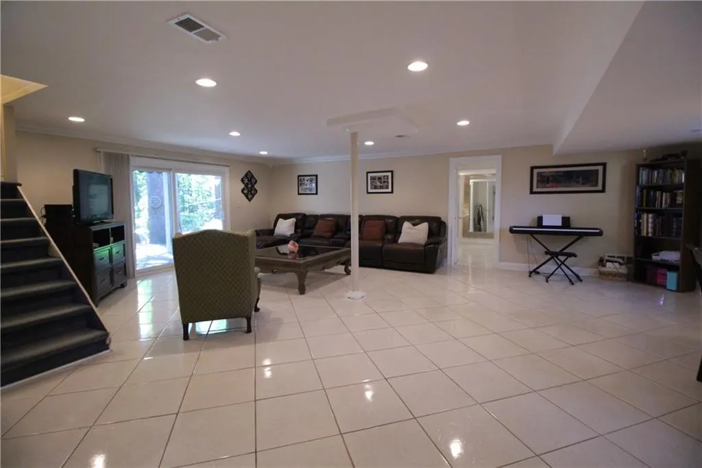 605 Dalrymple Road, Sandy Springs, Georgia 30328, 6 Bedrooms Bedrooms, ,3 BathroomsBathrooms,Residential,Sold,605 Dalrymple Road,5988662
