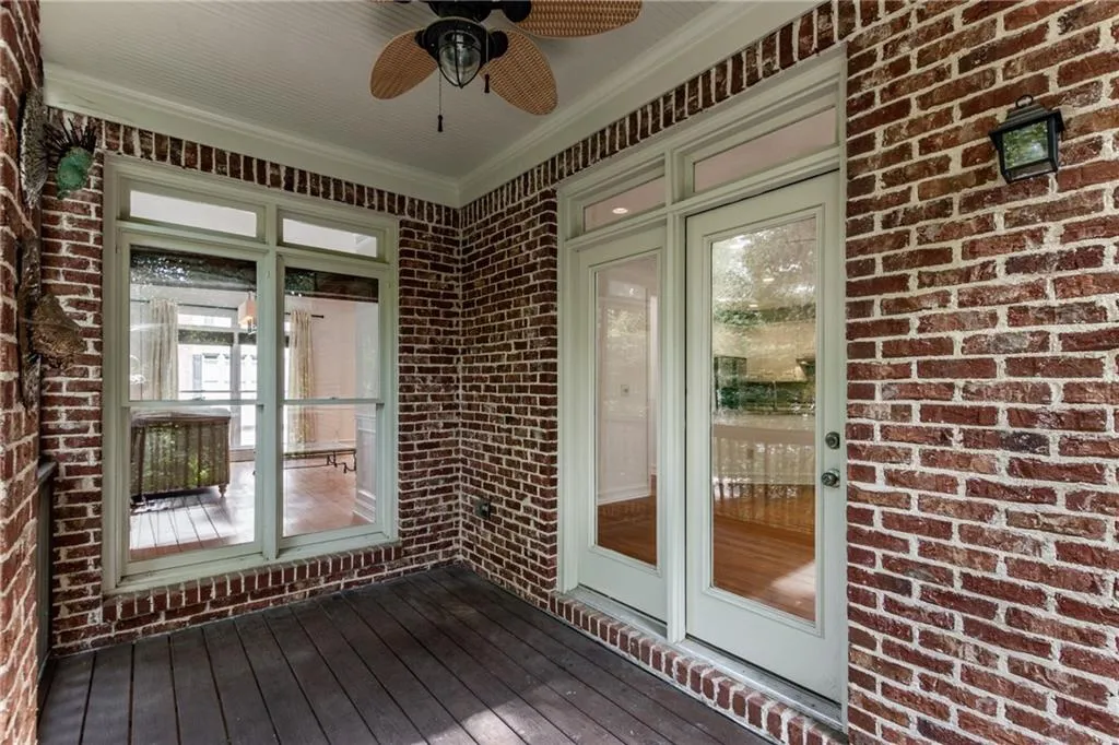 7249 Village Creek Trace, Sandy Springs, Georgia 30328, 4 Bedrooms Bedrooms, ,3 BathroomsBathrooms,Residential,Sold,7249 Village Creek Trace,7128695