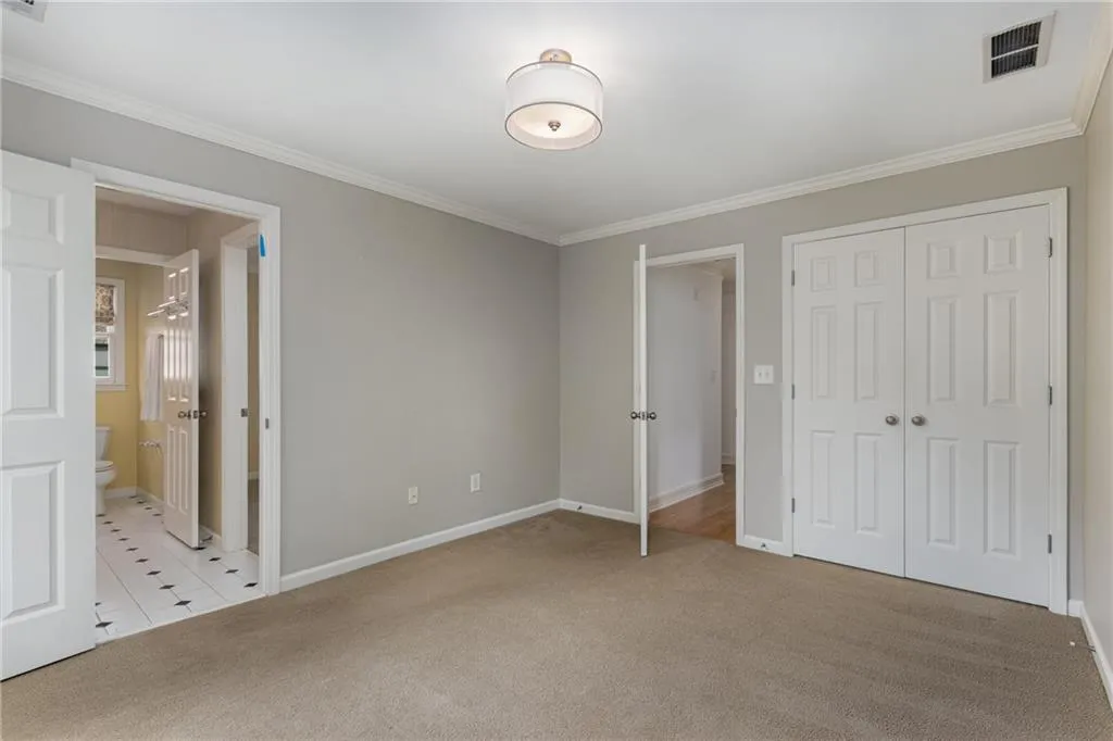 7249 Village Creek Trace, Sandy Springs, Georgia 30328, 4 Bedrooms Bedrooms, ,3 BathroomsBathrooms,Residential,Sold,7249 Village Creek Trace,7128695