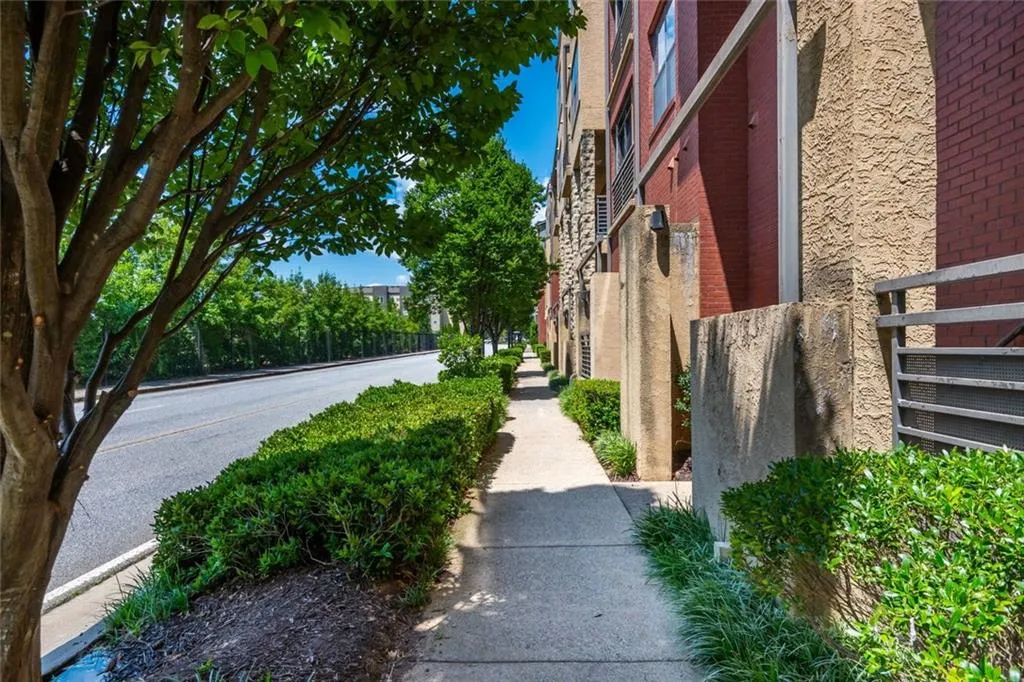 400 17th Street Nw Unit 2322, Atlanta, Georgia 30318, 1 Bedroom Bedrooms, ,1 BathroomBathrooms,Residential,For Sale,400 17th Street Nw Unit 2322,7620952