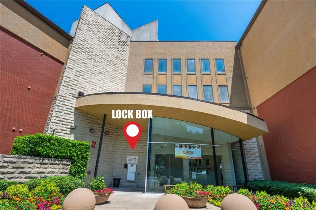 400 17th Street Nw Unit 2322, Atlanta, Georgia 30318, 1 Bedroom Bedrooms, ,1 BathroomBathrooms,Residential,For Sale,400 17th Street Nw Unit 2322,7620952