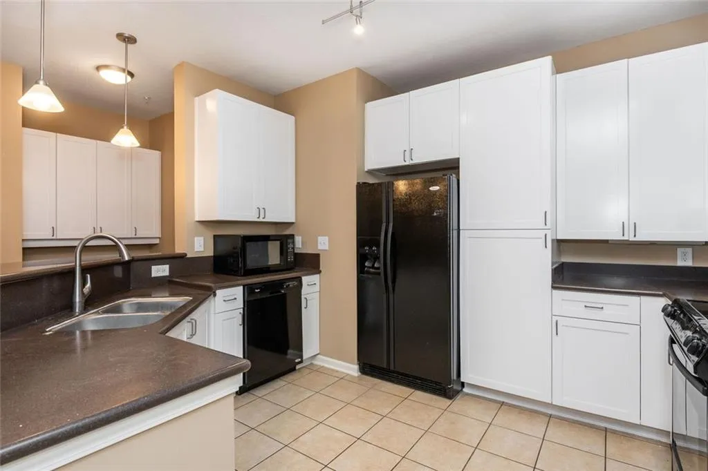400 17th Street Nw Unit 2322, Atlanta, Georgia 30318, 1 Bedroom Bedrooms, ,1 BathroomBathrooms,Residential,For Sale,400 17th Street Nw Unit 2322,7620952