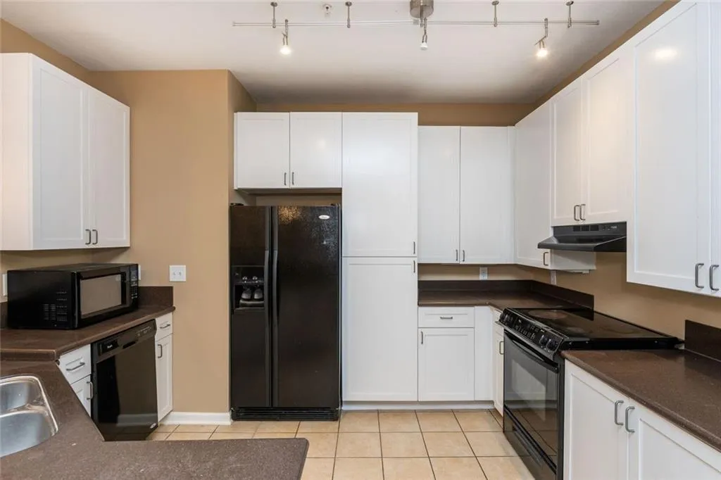 400 17th Street Nw Unit 2322, Atlanta, Georgia 30318, 1 Bedroom Bedrooms, ,1 BathroomBathrooms,Residential,For Sale,400 17th Street Nw Unit 2322,7620952