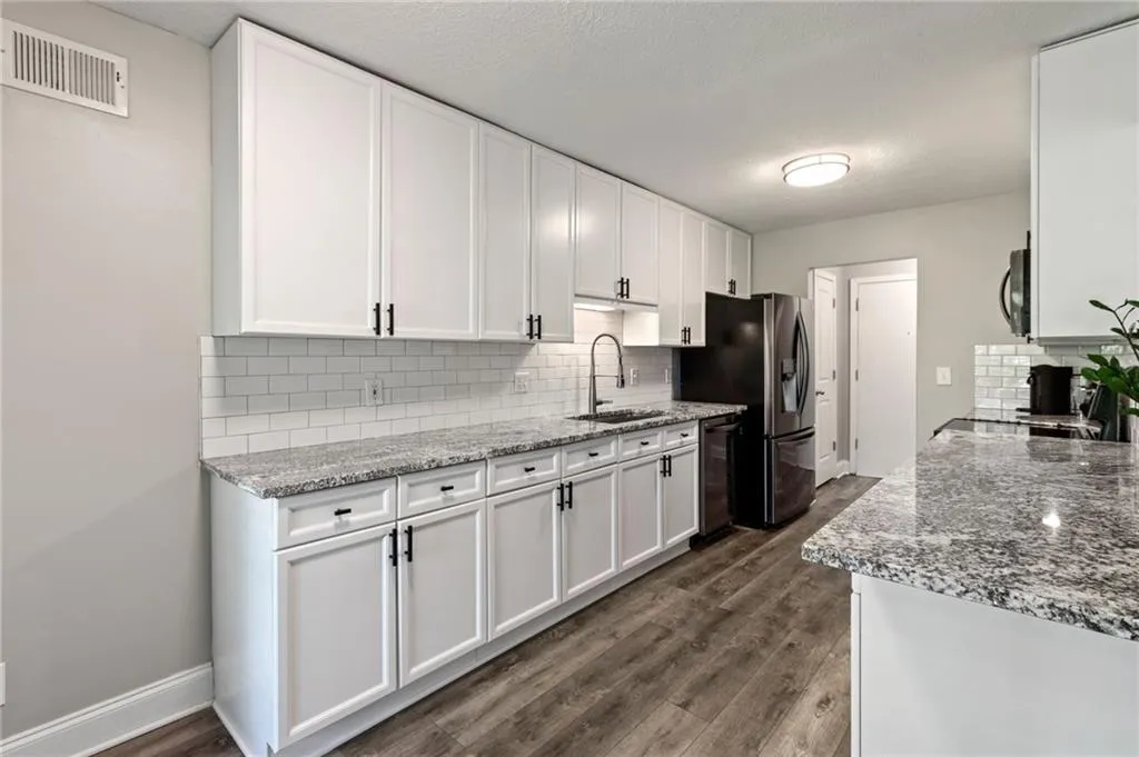 750 Dalrymple Road Unit I3, Atlanta, Georgia 30328, 3 Bedrooms Bedrooms, ,2 BathroomsBathrooms,Residential,Sold,750 Dalrymple Road Unit I3,7376476