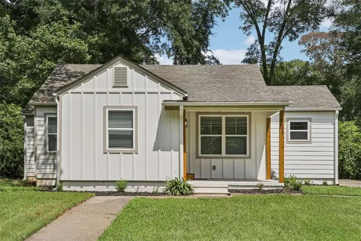 2242 Jernigan Drive, Atlanta, Georgia 30315