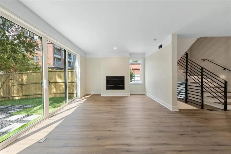 622 Bellemeade Avenue Nw Unit 9, Atlanta, Georgia 30318, 3 Bedrooms Bedrooms, ,2 BathroomsBathrooms,Residential,For Sale,622 Bellemeade Avenue Nw Unit 9,7673557 622 Bellemeade Avenue Nw Unit 9, Atlanta, Georgia 30318, 3 Bedrooms Bedrooms, ,2 BathroomsBathrooms,Residential,For Sale,622 Bellemeade Avenue Nw Unit 9,7673557