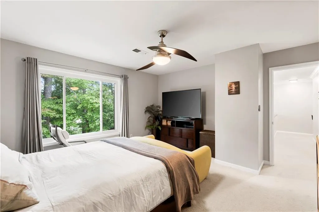 71 Forrest Place, Sandy Springs, Georgia 30328, 3 Bedrooms Bedrooms, ,2 BathroomsBathrooms,Residential,Sold,71 Forrest Place,6932707