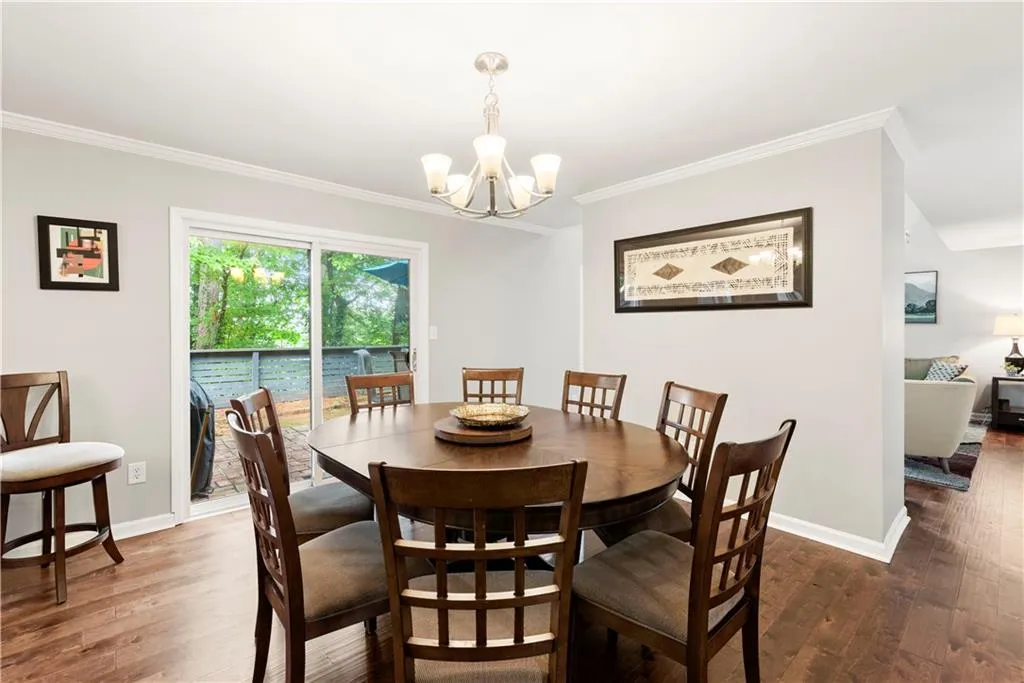 71 Forrest Place, Sandy Springs, Georgia 30328, 3 Bedrooms Bedrooms, ,2 BathroomsBathrooms,Residential,Sold,71 Forrest Place,6932707