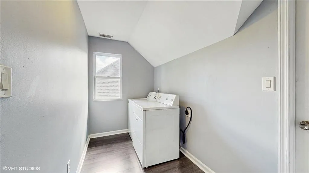 Walk-In Laundry Room