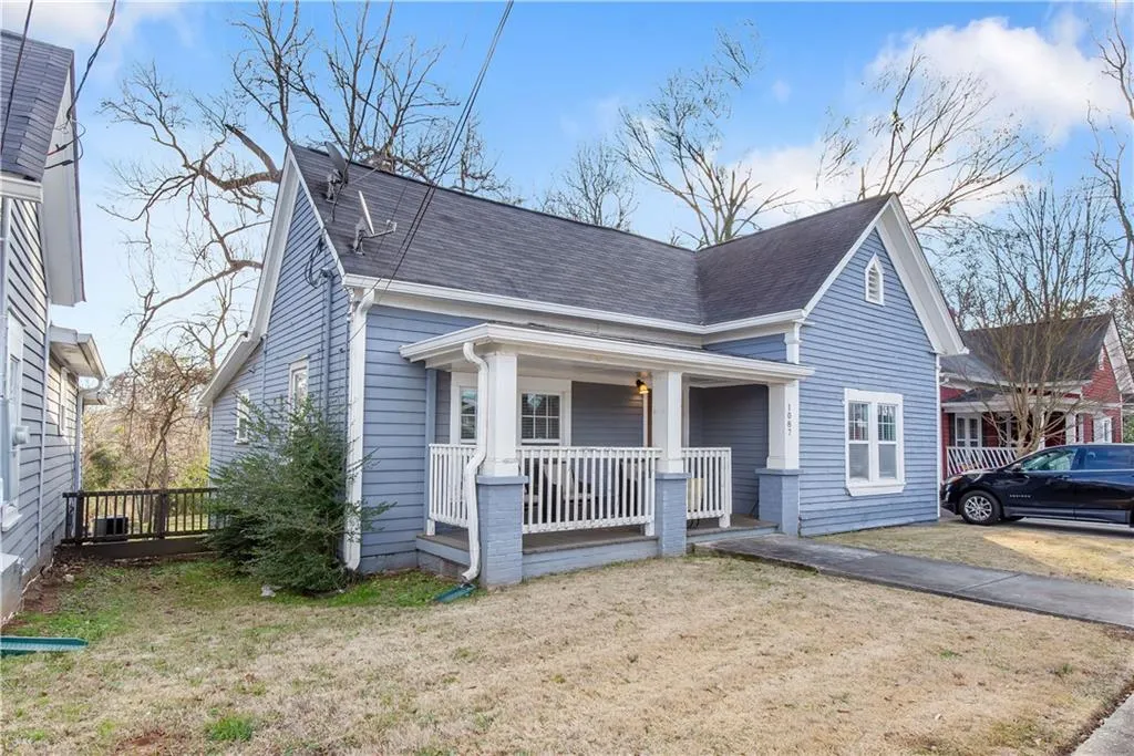 1087 Longley Avenue Nw, Atlanta, Georgia 30318, 3 Bedrooms Bedrooms, ,2 BathroomsBathrooms,Residential,For Sale,1087 Longley Avenue Nw,7647082