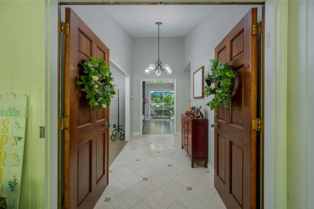 5255 Mount Vernon Parkway, Sandy Springs, Georgia 30327, 5 Bedrooms Bedrooms, ,3 BathroomsBathrooms,Residential,Sold,5255 Mount Vernon Parkway,7071435