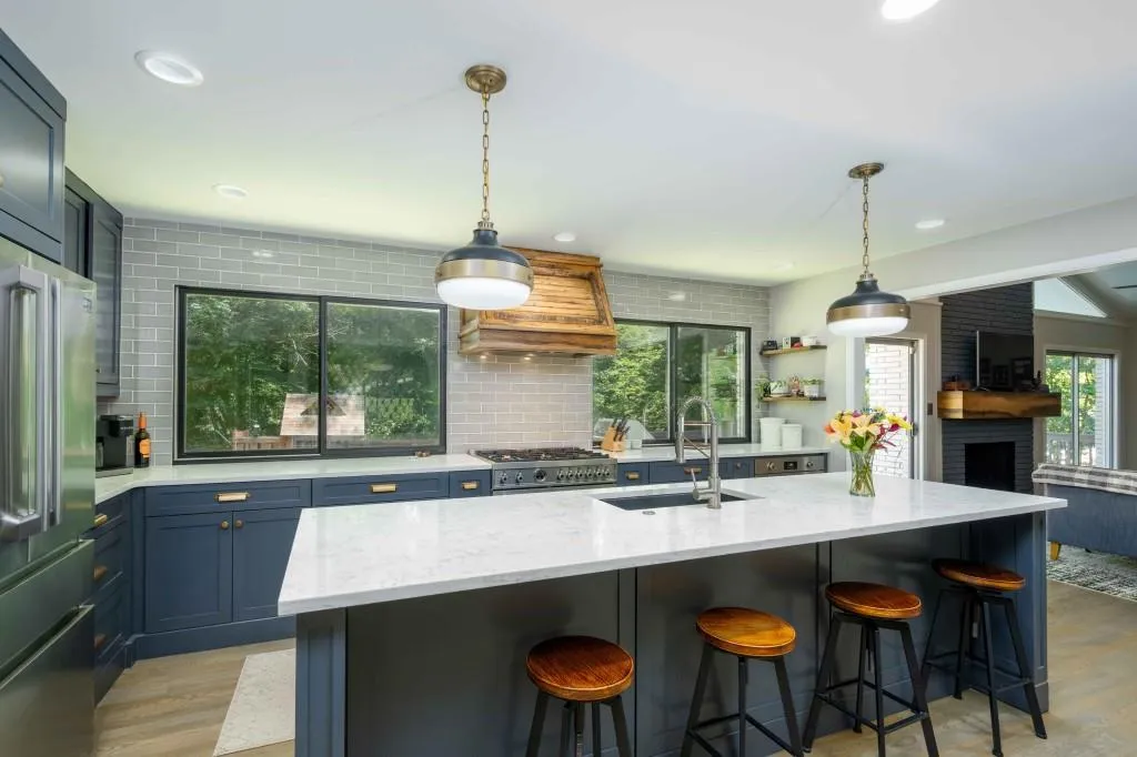 5255 Mount Vernon Parkway, Sandy Springs, Georgia 30327, 5 Bedrooms Bedrooms, ,3 BathroomsBathrooms,Residential,Sold,5255 Mount Vernon Parkway,7071435