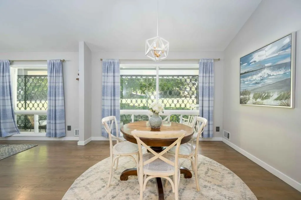 5255 Mount Vernon Parkway, Sandy Springs, Georgia 30327, 5 Bedrooms Bedrooms, ,3 BathroomsBathrooms,Residential,Sold,5255 Mount Vernon Parkway,7071435