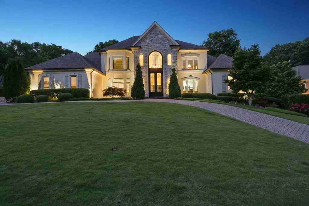 635 Widgeon Lane, Sandy Springs, Georgia 30327, 6 Bedrooms Bedrooms, ,5 BathroomsBathrooms,Residential,Sold,635 Widgeon Lane,5696374