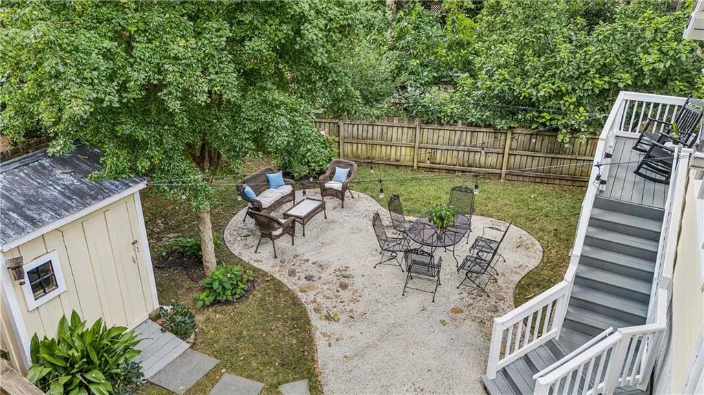 2210 Fairhaven Circle Ne, Atlanta, Georgia 30305, 3 Bedrooms Bedrooms, ,2 BathroomsBathrooms,Residential,For Sale,2210 Fairhaven Circle Ne,7616350