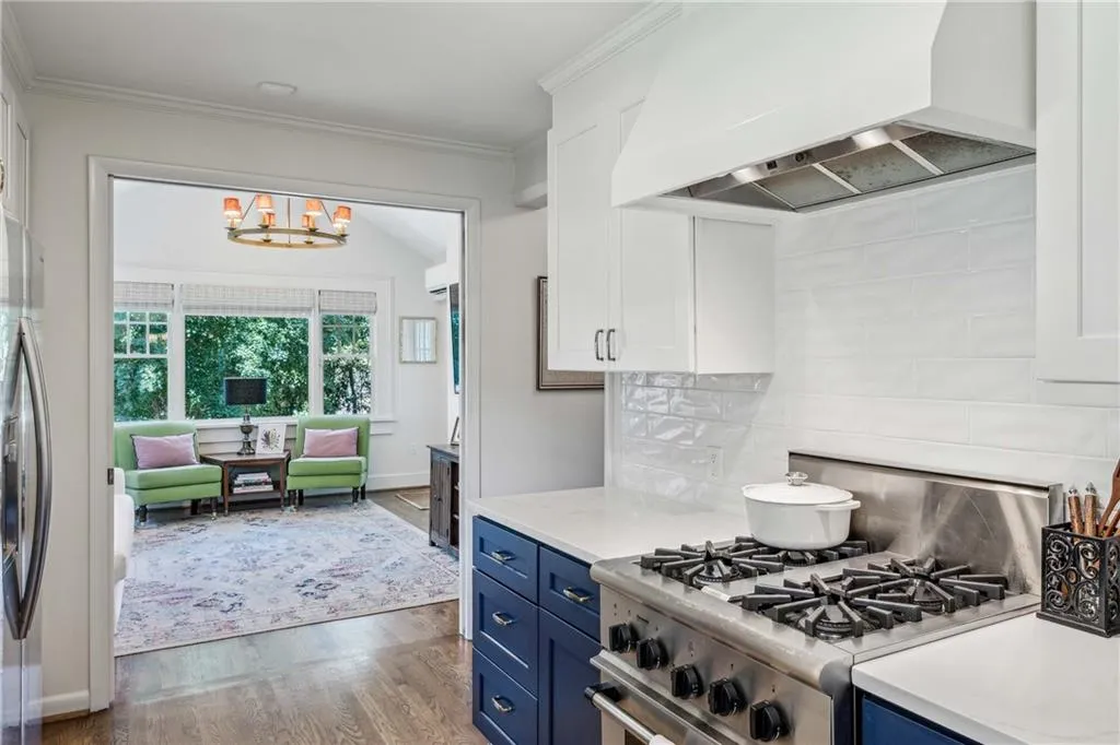 2210 Fairhaven Circle Ne, Atlanta, Georgia 30305, 3 Bedrooms Bedrooms, ,2 BathroomsBathrooms,Residential,For Sale,2210 Fairhaven Circle Ne,7616350
