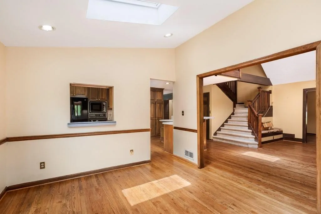 1628 Chevron Way, Sandy Springs, Georgia 30350, 5 Bedrooms Bedrooms, ,4 BathroomsBathrooms,Residential,Sold,1628 Chevron Way,6730166