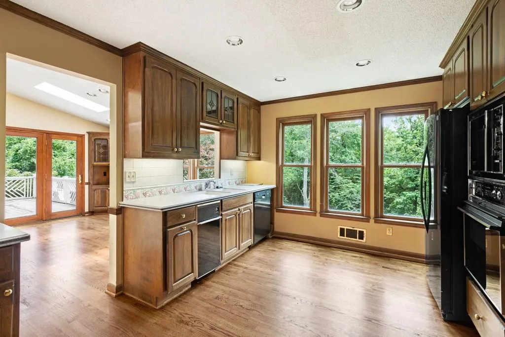 1628 Chevron Way, Sandy Springs, Georgia 30350, 5 Bedrooms Bedrooms, ,4 BathroomsBathrooms,Residential,Sold,1628 Chevron Way,6730166