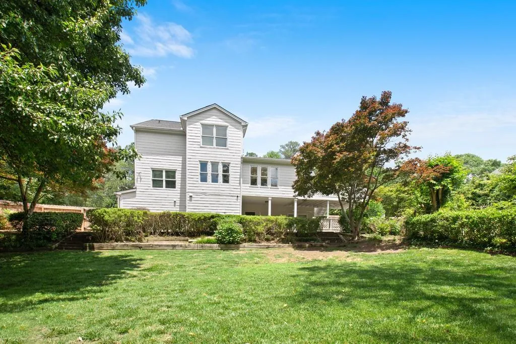 1628 Chevron Way, Sandy Springs, Georgia 30350, 5 Bedrooms Bedrooms, ,4 BathroomsBathrooms,Residential,Sold,1628 Chevron Way,6730166