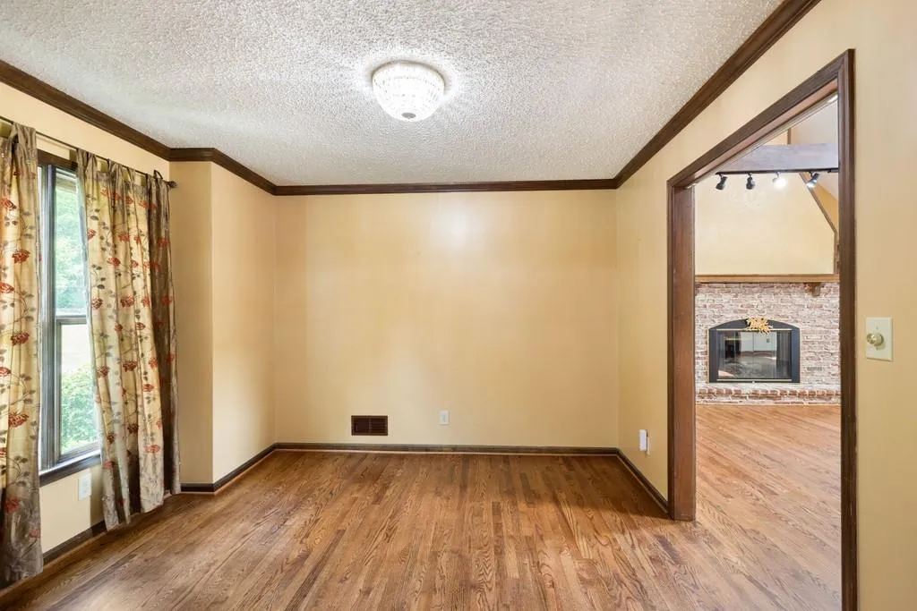 1628 Chevron Way, Sandy Springs, Georgia 30350, 5 Bedrooms Bedrooms, ,4 BathroomsBathrooms,Residential,Sold,1628 Chevron Way,6730166