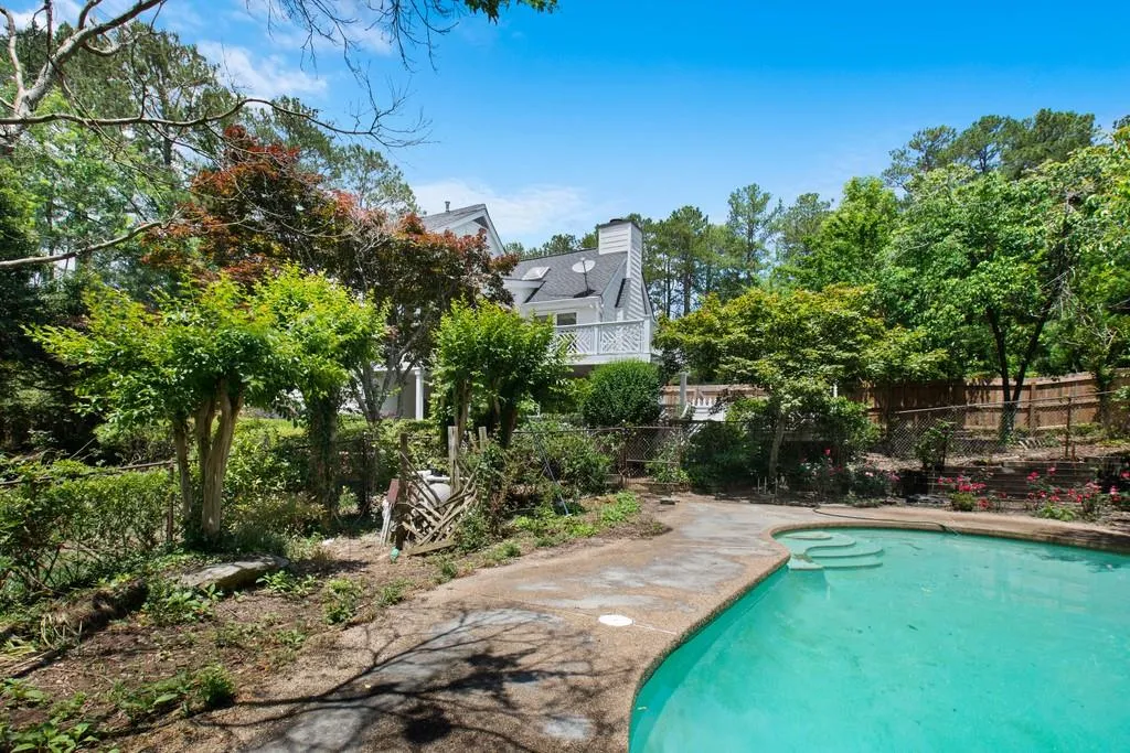 1628 Chevron Way, Sandy Springs, Georgia 30350, 5 Bedrooms Bedrooms, ,4 BathroomsBathrooms,Residential,Sold,1628 Chevron Way,6730166