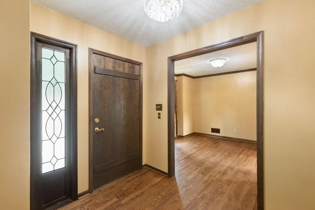 1628 Chevron Way, Sandy Springs, Georgia 30350, 5 Bedrooms Bedrooms, ,4 BathroomsBathrooms,Residential,Sold,1628 Chevron Way,6730166