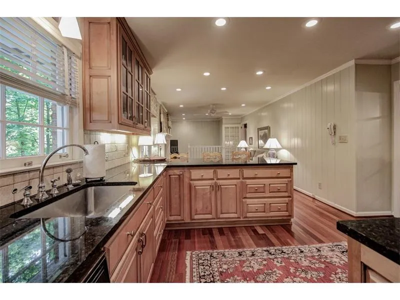 6778 Brandon Mill Road, Sandy Springs, Georgia 30328, 4 Bedrooms Bedrooms, ,3 BathroomsBathrooms,Residential,Sold,6778 Brandon Mill Road,5755403
