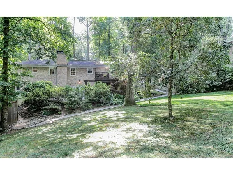 6778 Brandon Mill Road, Sandy Springs, Georgia 30328, 4 Bedrooms Bedrooms, ,3 BathroomsBathrooms,Residential,Sold,6778 Brandon Mill Road,5755403