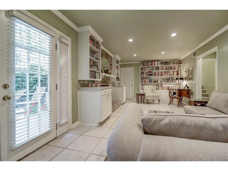 6778 Brandon Mill Road, Sandy Springs, Georgia 30328, 4 Bedrooms Bedrooms, ,3 BathroomsBathrooms,Residential,Sold,6778 Brandon Mill Road,5755403