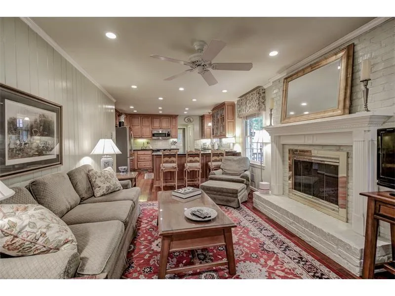 6778 Brandon Mill Road, Sandy Springs, Georgia 30328, 4 Bedrooms Bedrooms, ,3 BathroomsBathrooms,Residential,Sold,6778 Brandon Mill Road,5755403