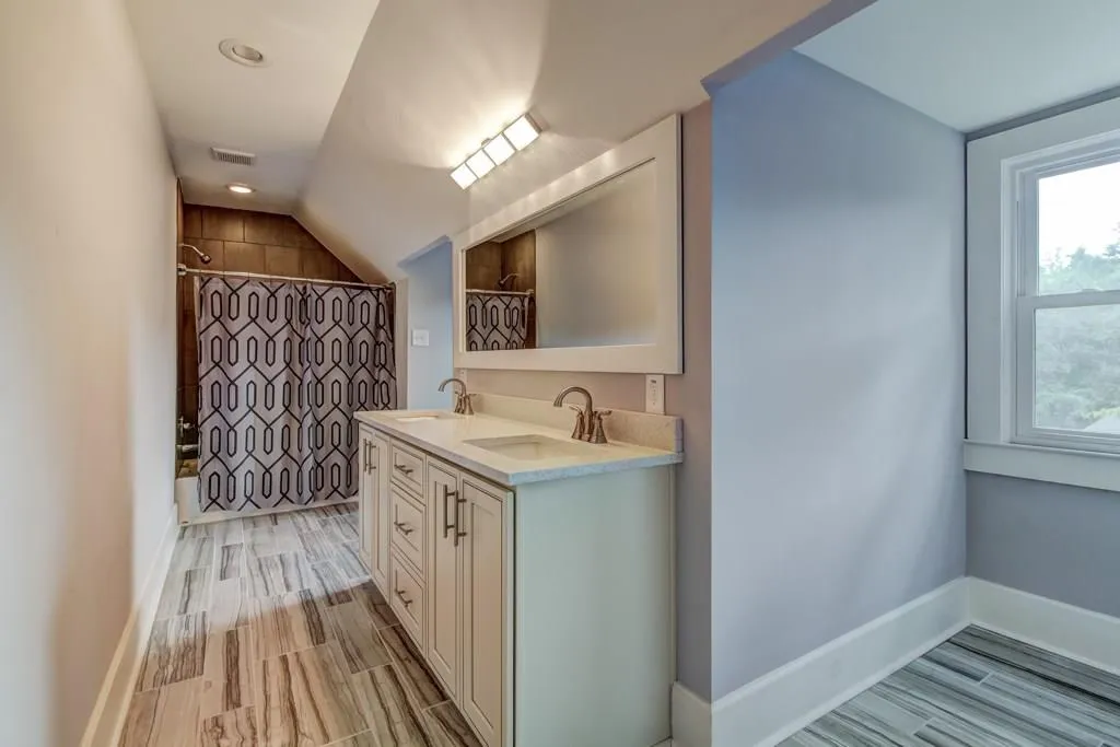 20 Serendipity Way, Sandy Springs, Georgia 30350, 5 Bedrooms Bedrooms, ,4 BathroomsBathrooms,Residential,Sold,20 Serendipity Way,6112410