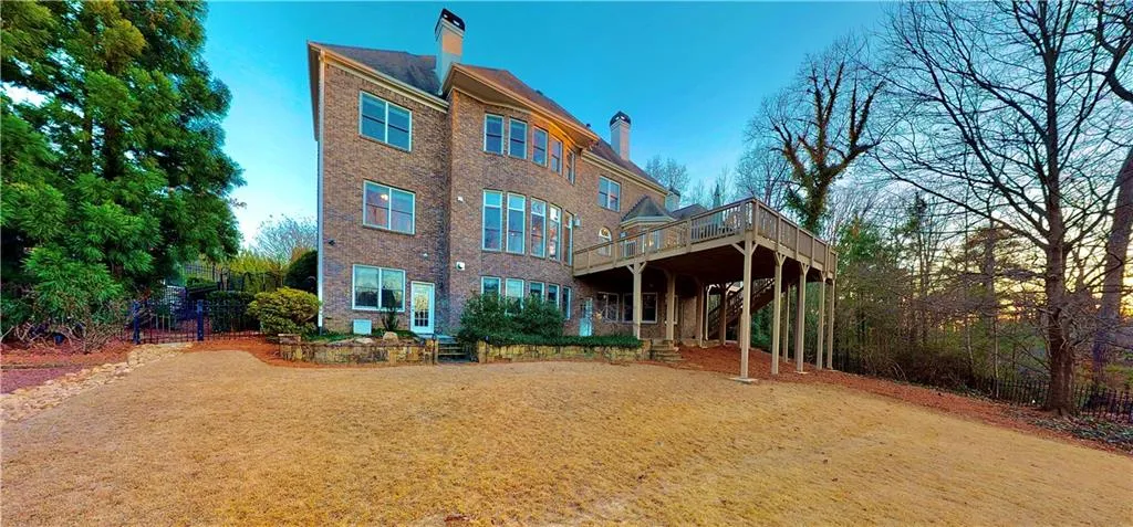 5240 Forest Ridge Circle, Atlanta, Georgia 30342, 6 Bedrooms Bedrooms, ,5 BathroomsBathrooms,Residential,Sold,5240 Forest Ridge Circle,6849040