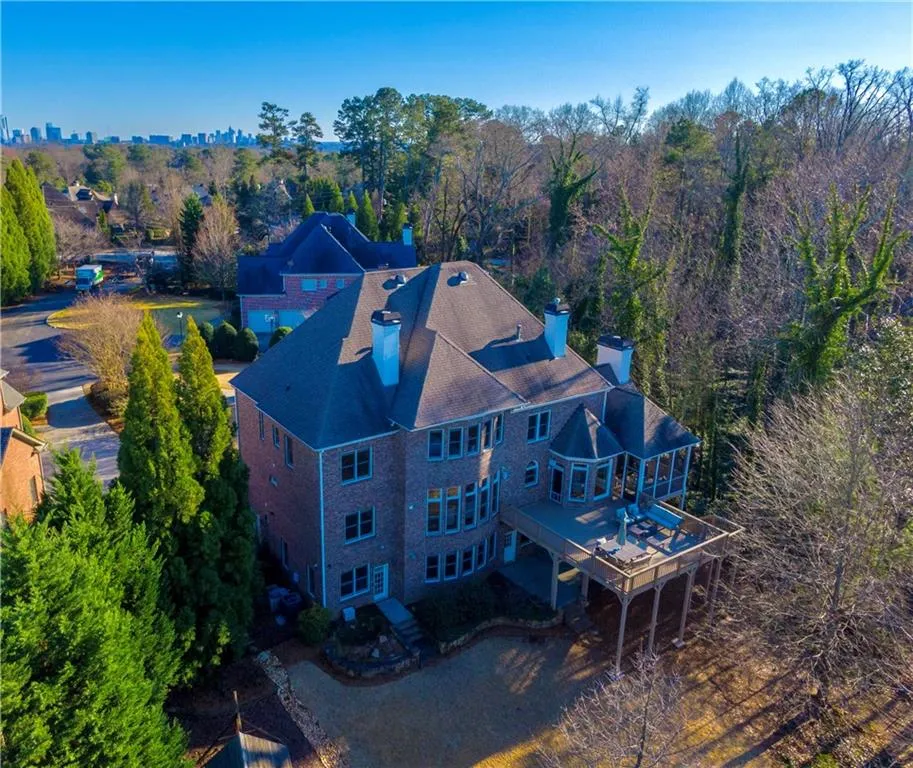 5240 Forest Ridge Circle, Atlanta, Georgia 30342, 6 Bedrooms Bedrooms, ,5 BathroomsBathrooms,Residential,Sold,5240 Forest Ridge Circle,6849040