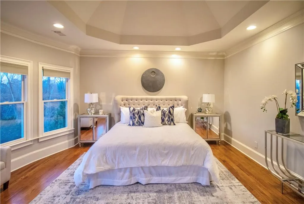 5240 Forest Ridge Circle, Atlanta, Georgia 30342, 6 Bedrooms Bedrooms, ,5 BathroomsBathrooms,Residential,Sold,5240 Forest Ridge Circle,6849040