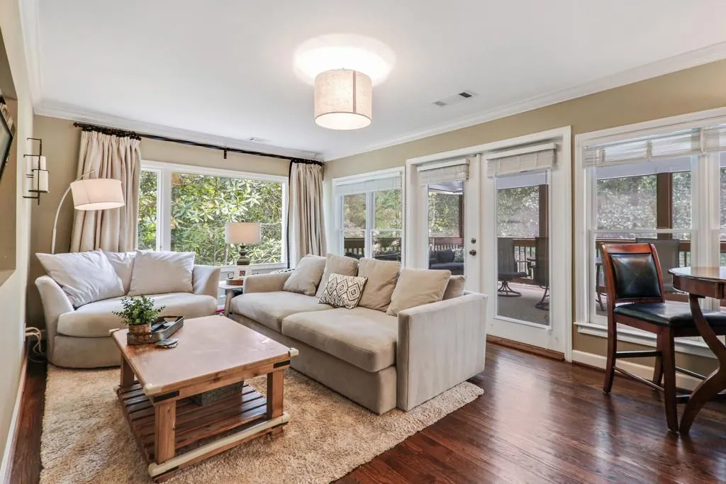 4770 Chatworth Court, Atlanta, Georgia 30342, 4 Bedrooms Bedrooms, ,3 BathroomsBathrooms,Residential,Sold,4770 Chatworth Court,6674029