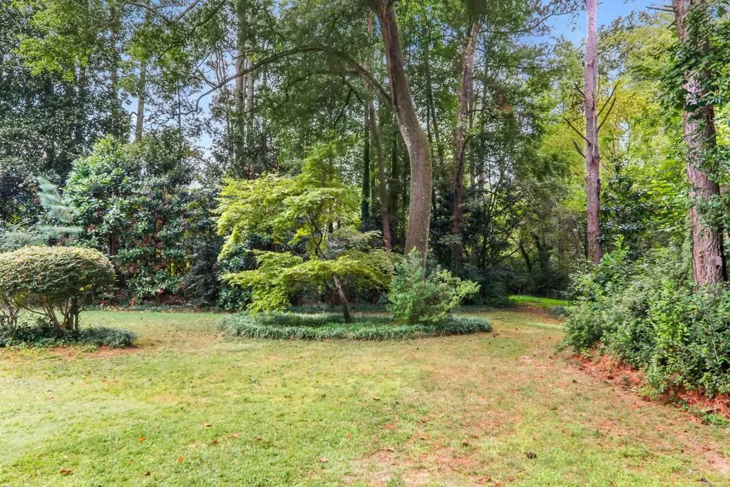 4770 Chatworth Court, Atlanta, Georgia 30342, 4 Bedrooms Bedrooms, ,3 BathroomsBathrooms,Residential,Sold,4770 Chatworth Court,6674029