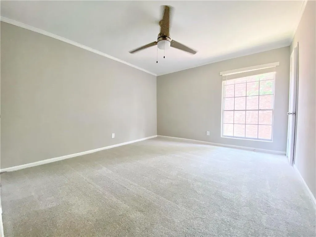 5637 Kingsport Drive, Atlanta, Georgia 30342, 3 Bedrooms Bedrooms, ,2 BathroomsBathrooms,Residential,Sold,5637 Kingsport Drive,6903807